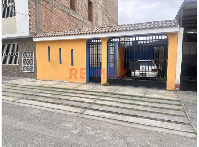 Casa en Venta en Los Olivos – pohled 4