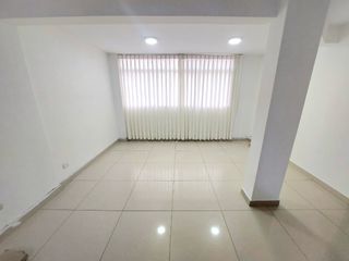 Departamento en venta bajo precio de mercado en Santiago de Surco