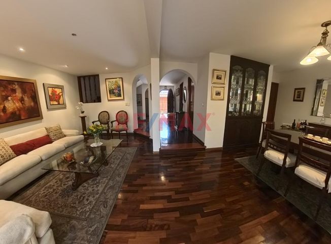 Casa en Venta en Santiago de Surco – další