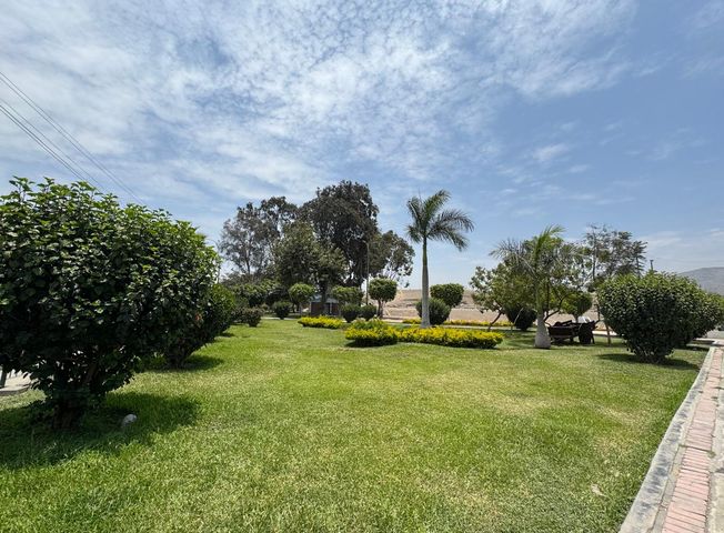 Departamento en Venta en La Molina - Więcej