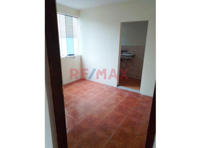 Casa en Venta en San Juan de Miraflores - Więcej