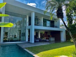 Casa en Venta en Via A La Costa