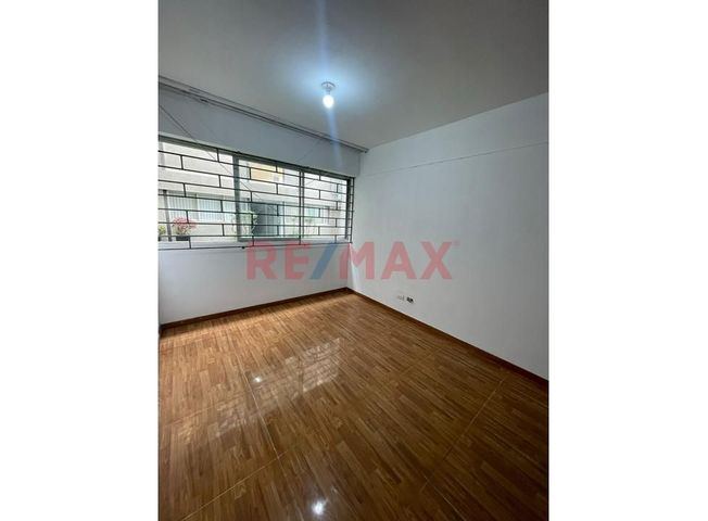 Departamento en Venta en Chorrillos - More