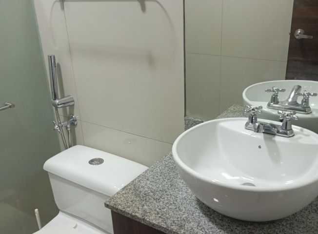 Apartamento en venta en Ceibos - Plus