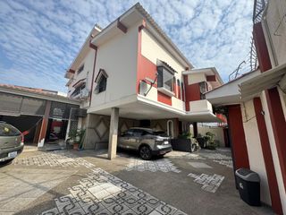 Casa en Venta en Vieja Kennedy