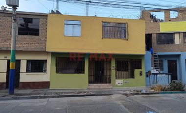 Casa en Venta en San Martín de Porres - Vaade 2