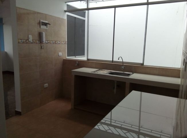 Departamento en Venta en La Perla - Widok 6