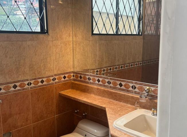 Apartamento en venta en El Inca - Vista 6