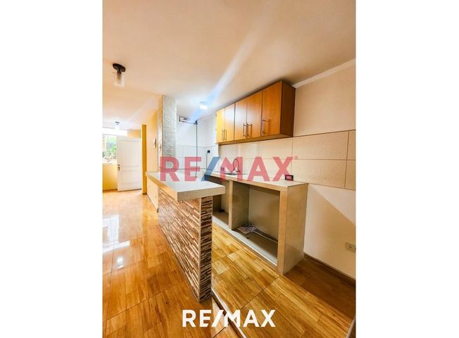 Departamento en Venta en Los Olivos - Widok 6
