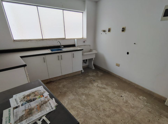 Departamento en Venta en Los Olivos – další