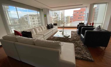 4-Zimmer-Wohnung, 503 m²