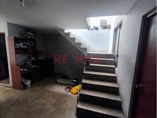 Casa en Venta en Los Olivos - Bild 6
