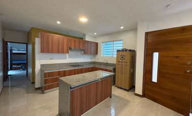2-soban stan, 180 m²