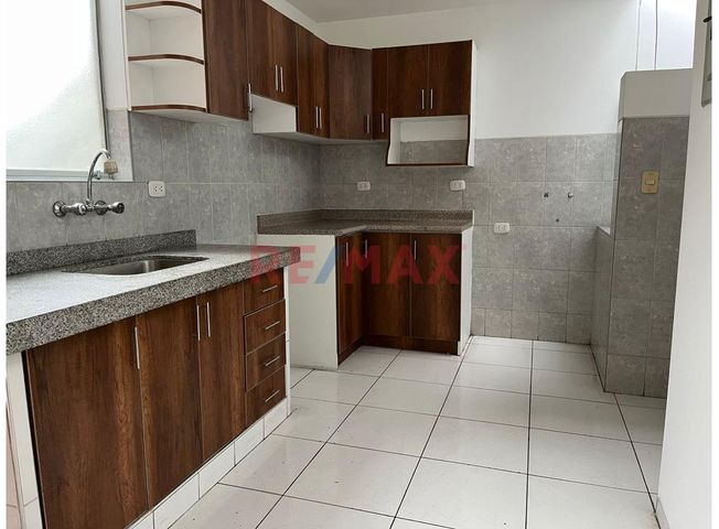 Departamento en Venta en Los Olivos - Widok 4