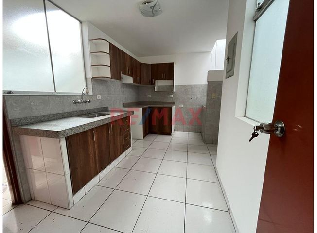 Departamento en Venta en Los Olivos - Widok 6