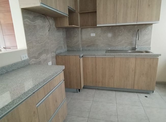 Departamento en Venta en Los Olivos - Widok 4