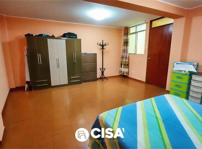 Casa en Venta en San Juan de Lurigancho - Mehr