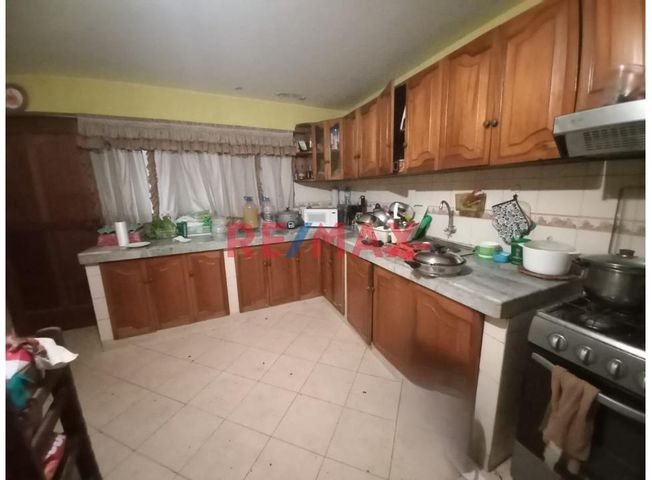 Casa en Venta en Villa María del Triunfo - Widok 4
