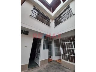 Casa en Venta en San Juan de Miraflores - Widok 2