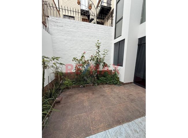 Casa en Venta en Santiago de Surco - Fler