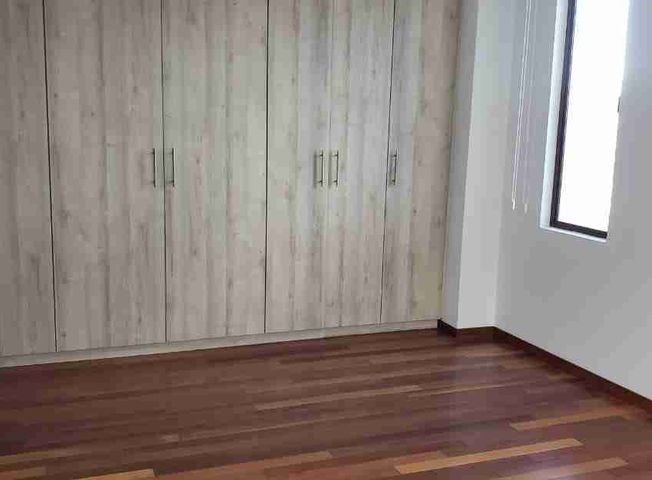 Apartamento en venta en Quito Tenis - Mehr