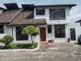 Departamento en venta con baja de precio en El Inca