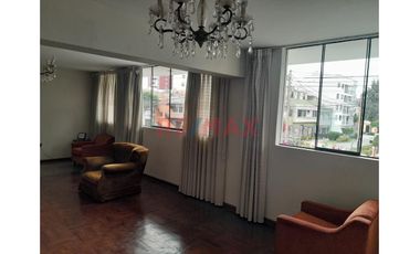 Departamento en Venta en Ate - Widok 2