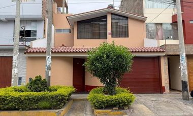Casa en Venta en Chorrillos - Widok 2