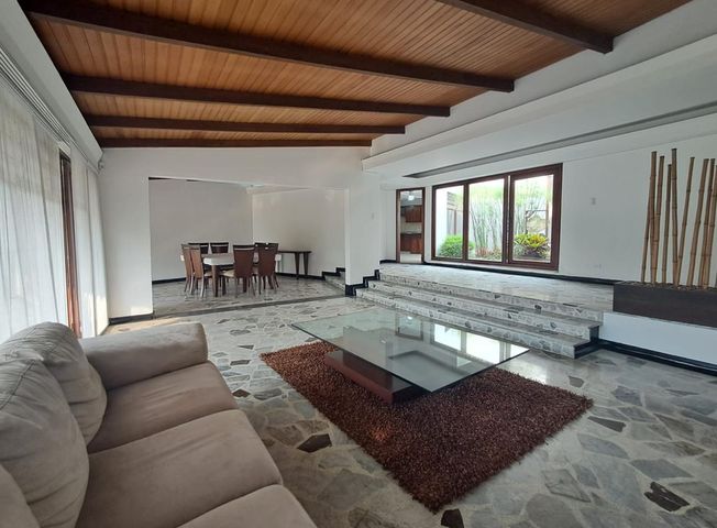 Casa en arriendo en Los Alamos