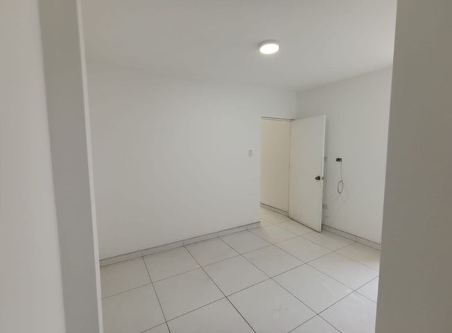 Departamento en Venta en Comas - View 6