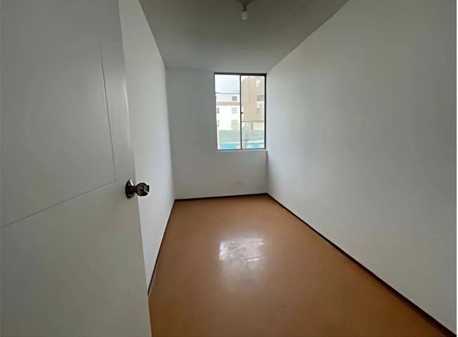 Departamento en Venta en Los Olivos - Więcej
