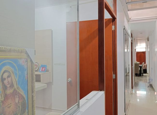 Departamento en Venta en Villa María del Triunfo - Więcej