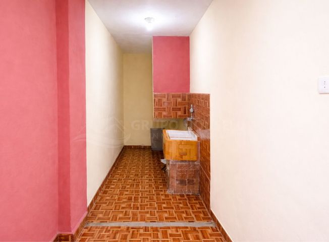 Casa en Venta en Villa María del Triunfo - Mehr