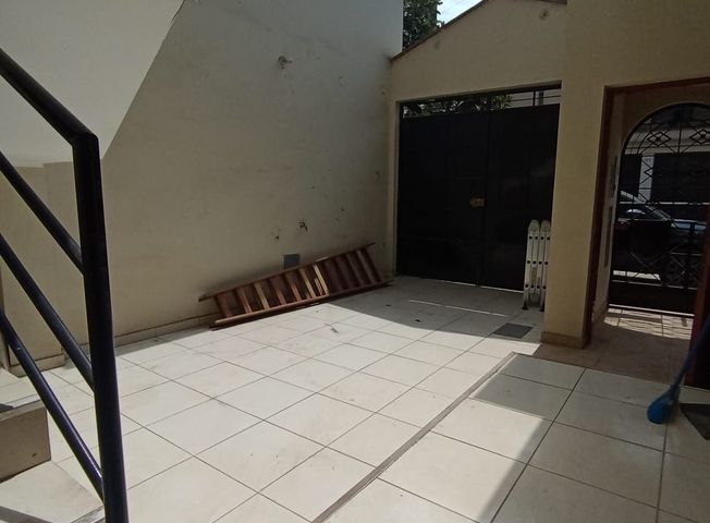 Casa en Venta en Ate - Widok 5