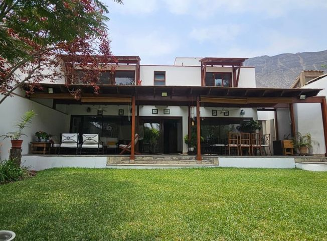 Casa en Venta en Santiago de Surco – pohled 6