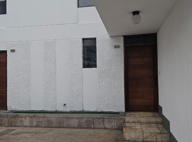 Casa en Venta en Santiago de Surco - Vista 5