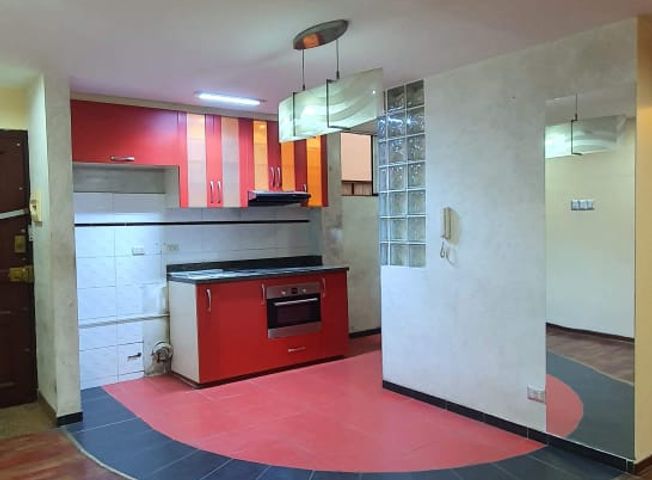 Departamento en Venta en Santiago de Surco - Mehr