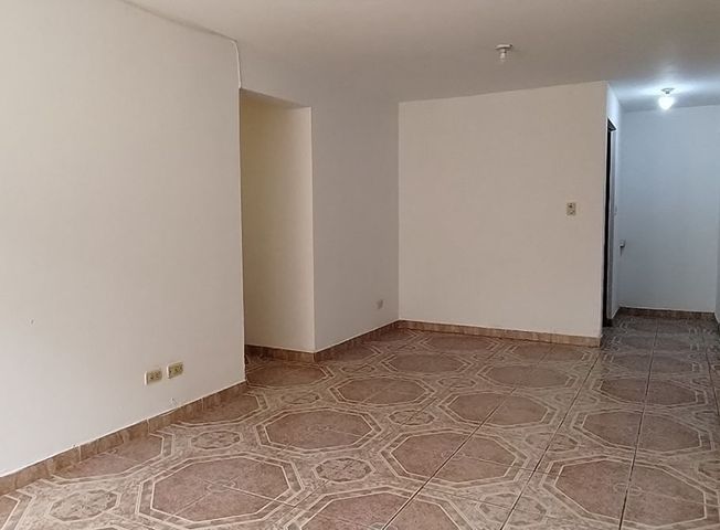 Departamento en Venta en Los Olivos - Ansicht 5