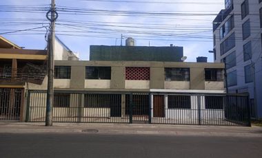 Casa en Venta en Country Club - Vista 3