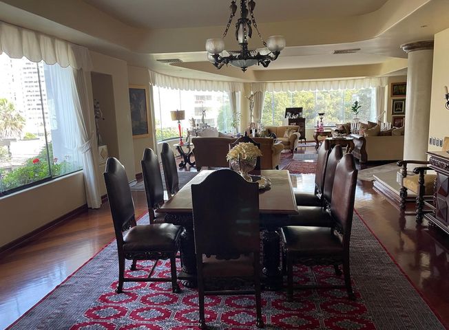 Departamento en Venta en San Isidro - Mehr
