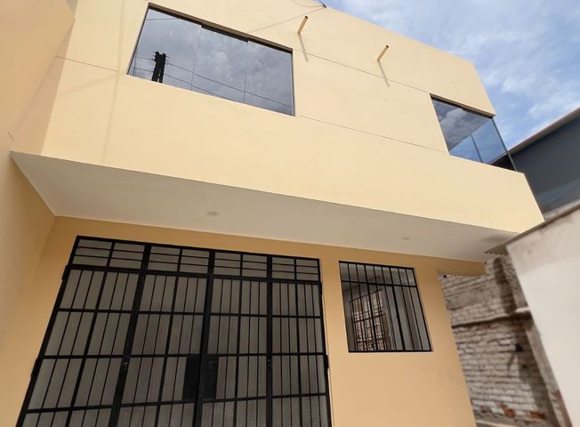 Casa en Venta en Ate - Widok 4
