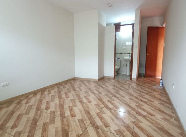 Departamento en Venta en Comas - Więcej