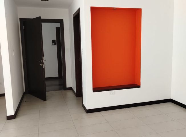 Apartamento en venta en El Condado - Więcej