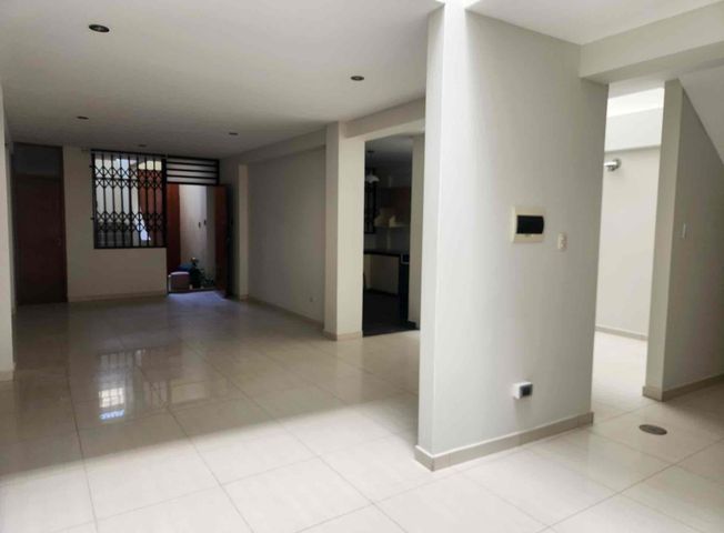 Casa en Venta en Chiclayo - Bild 6