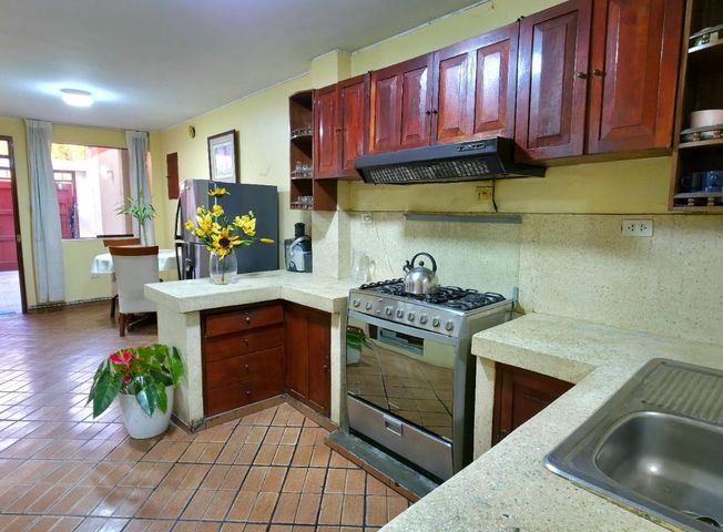 Casa en Venta en Santiago de Surco – další