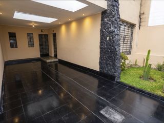 Casa en Venta en Santiago de Surco - Altro