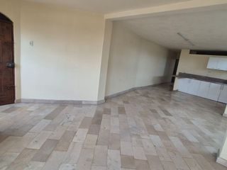 Departamento en alquiler con baja de precio en Garzota