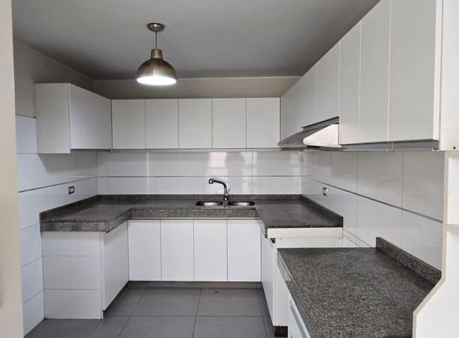 Departamento en Venta en Higuereta - More