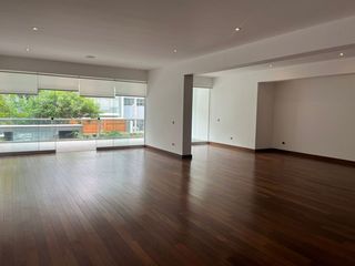 Departamento en venta bajo precio de mercado en Country Club