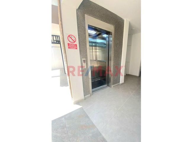 Departamento en Venta en Ate - Widok 6
